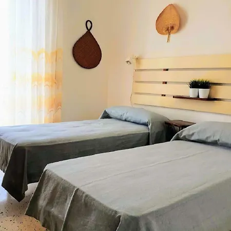 Charles Apartment