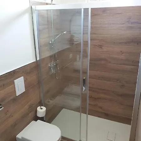 Charles Apartment *